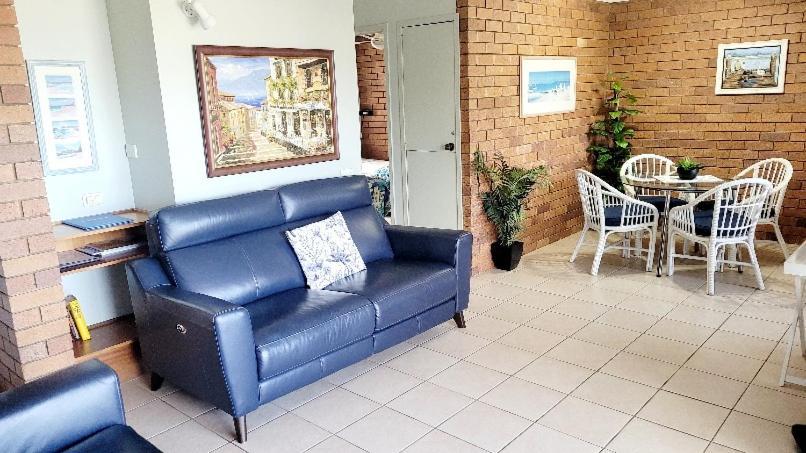 كالوندرا Joanne Apartments المظهر الخارجي الصورة
